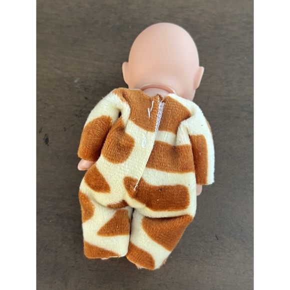 Doll Lovely 6" Giraffe Doll - Picture 2 of 2